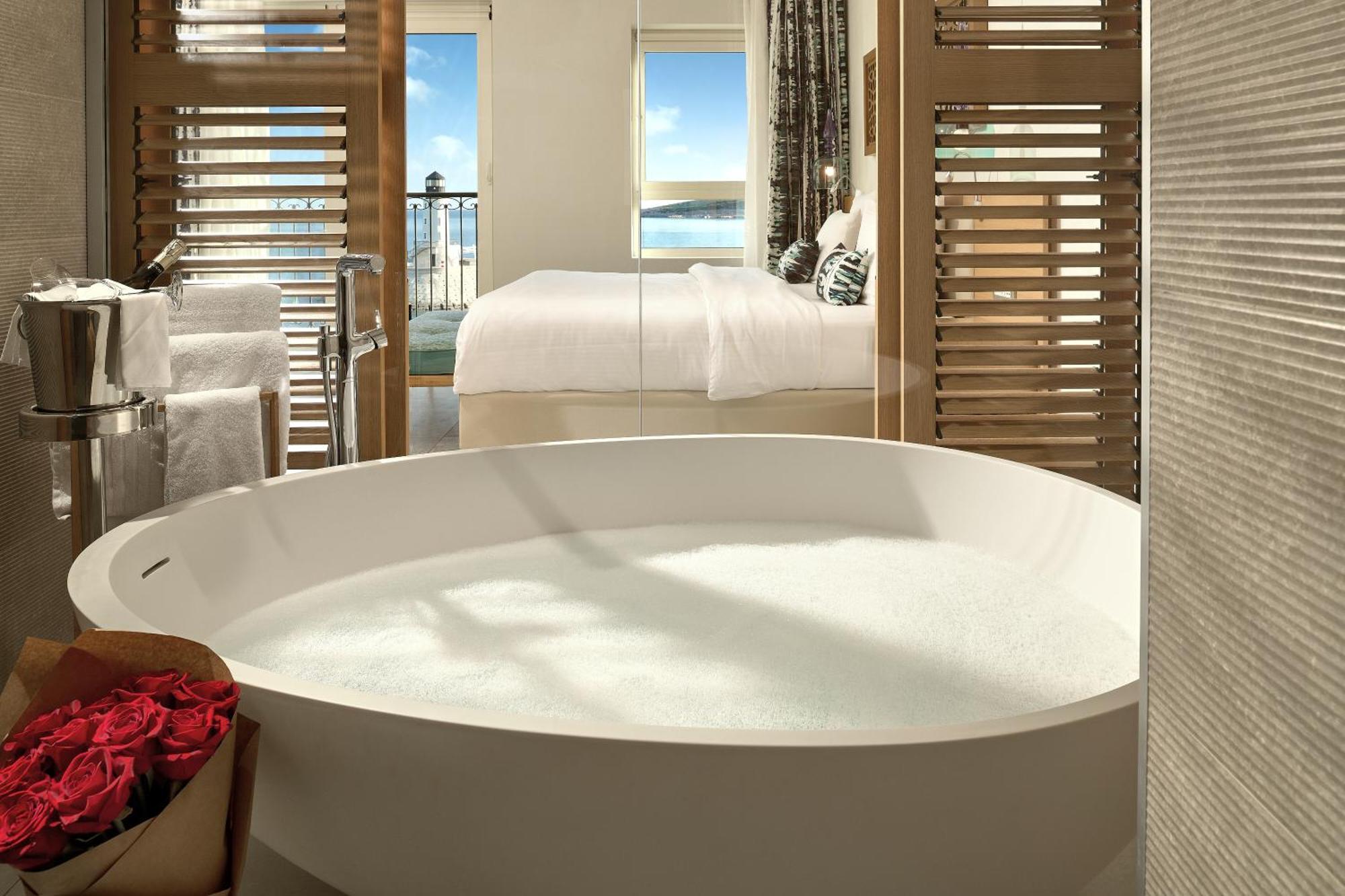 The Chedi Lustica Bay Hotel Tivat Buitenkant foto